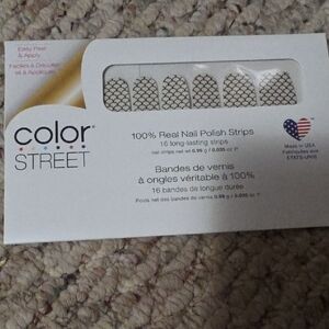 Color Street Metallic Gold Scallop Nail Polish Strips by Color Street